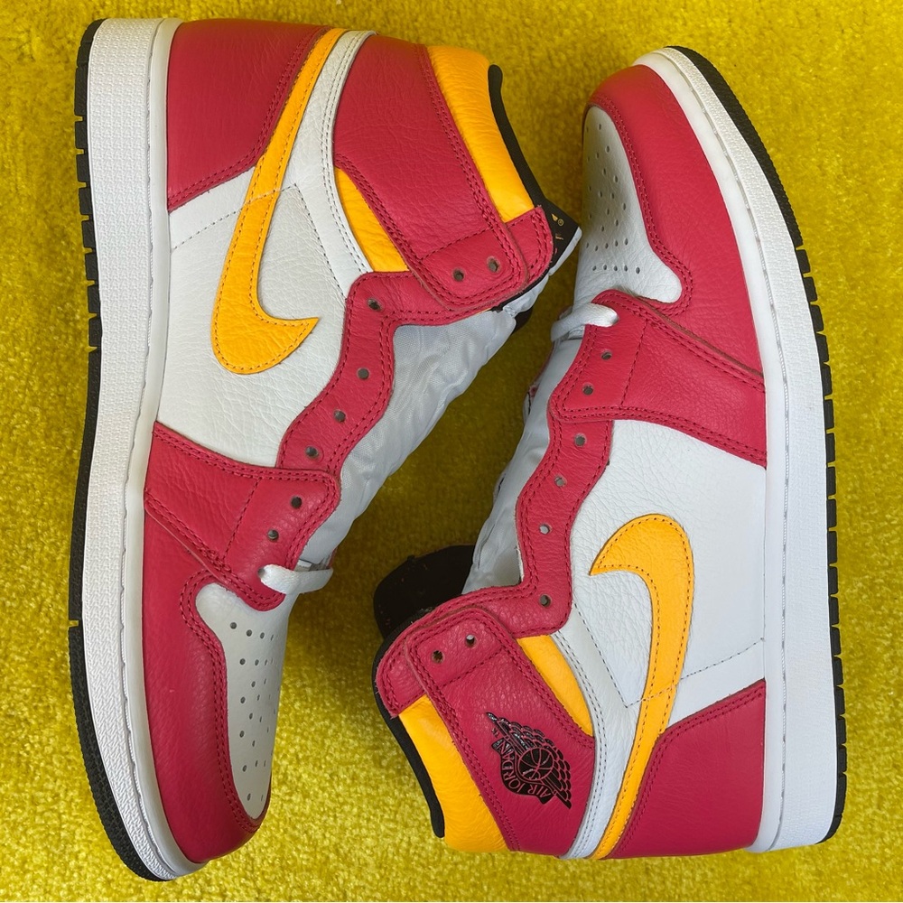Nike Air Jordan 1 Retro High OG Light Fusion Red 555088-603 Sz 12